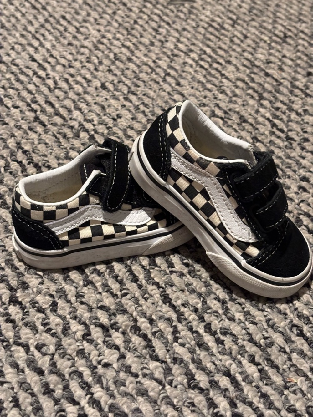 Vans Toddler Size 5 Girl/Boy Black & White Checkerboard Velcro Sneakers - Picture 2 of 10